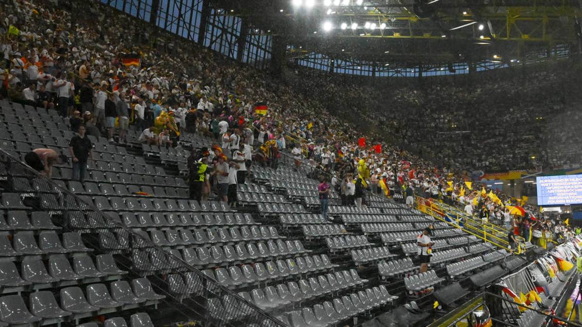 Die Plätze sind dementsprechend leer.