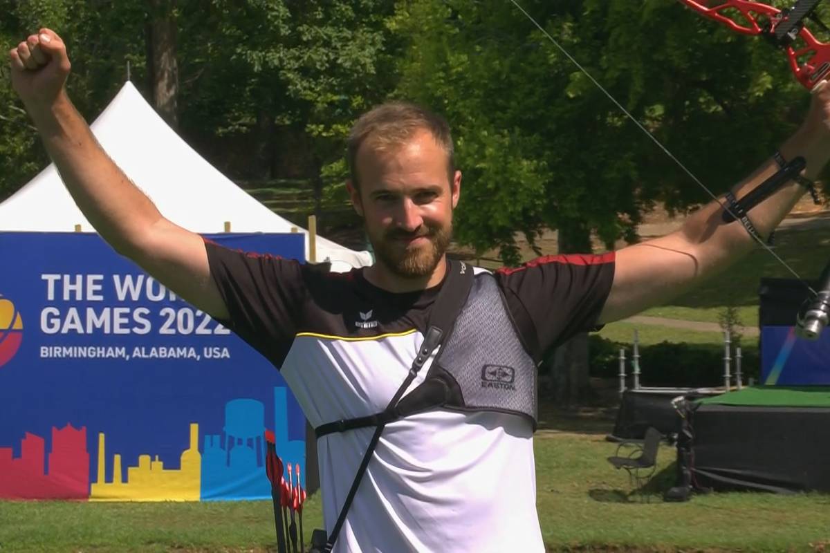 Florian Unruh hat sich im Finale beim Feldbogen Recurve keine Fehler geleistet und besiegt den vermeintlich besten Bogenschützen aller Zeiten.