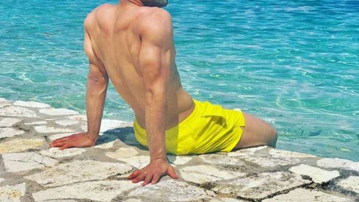 Das hat er sich nach dem französischen Meistertitel verdient! Monacos Stürmer-Star Radamel Falcao lässt die Seele baumeln