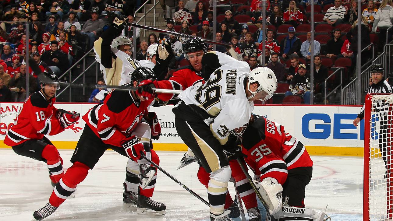 Penguins siegen ohne Ehrhoff