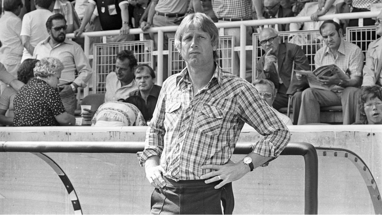 Ein Coach überstand Spielerstreik