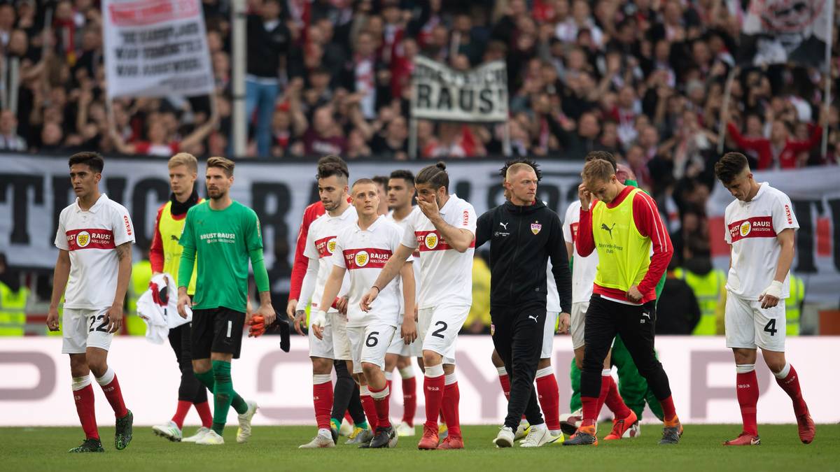 Der VfB Stuttgart befindet sich mal wieder in der Krise. Trotz großer Investitionen in den Kader stecken die Schwaben im Abstiegskampf
