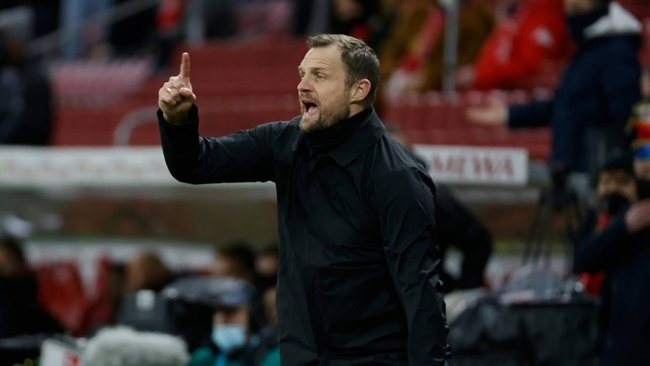 Elfmeter in Augsburg: „Ein klarer Fehler, ja“