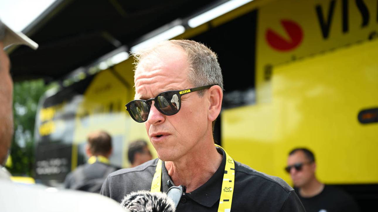 Richard Plugge äußert sich deutlich zu den nächtlichen Dopingkontrollen bei der Tour de France