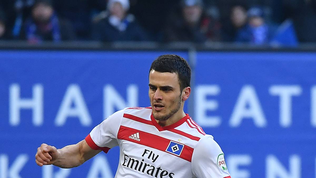 ...und dann verschießt Kostic auch noch einen Foulelfmeter. 