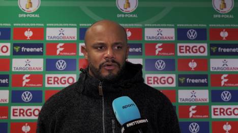 Vincent Kompany zeigt sich nach dem Weiterkommen des FC Bayern im DFB-Pokal beim 1. FC Köln hochzufrieden mit dem Auftritt seiner Mannschaft - und äußert sich auch zur Leistung von Torwart Jonas Urbig.