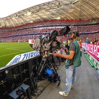 Bundesliga-Spiele bald im Ausland? 