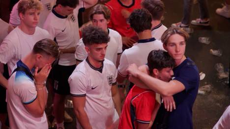 Freud und Leid liegen oft nah beieinander. Manchmal liegen aber auch Kontinente dazwischen. So geschehen beim WM-Halbfinale zwischen England und Argentinien.