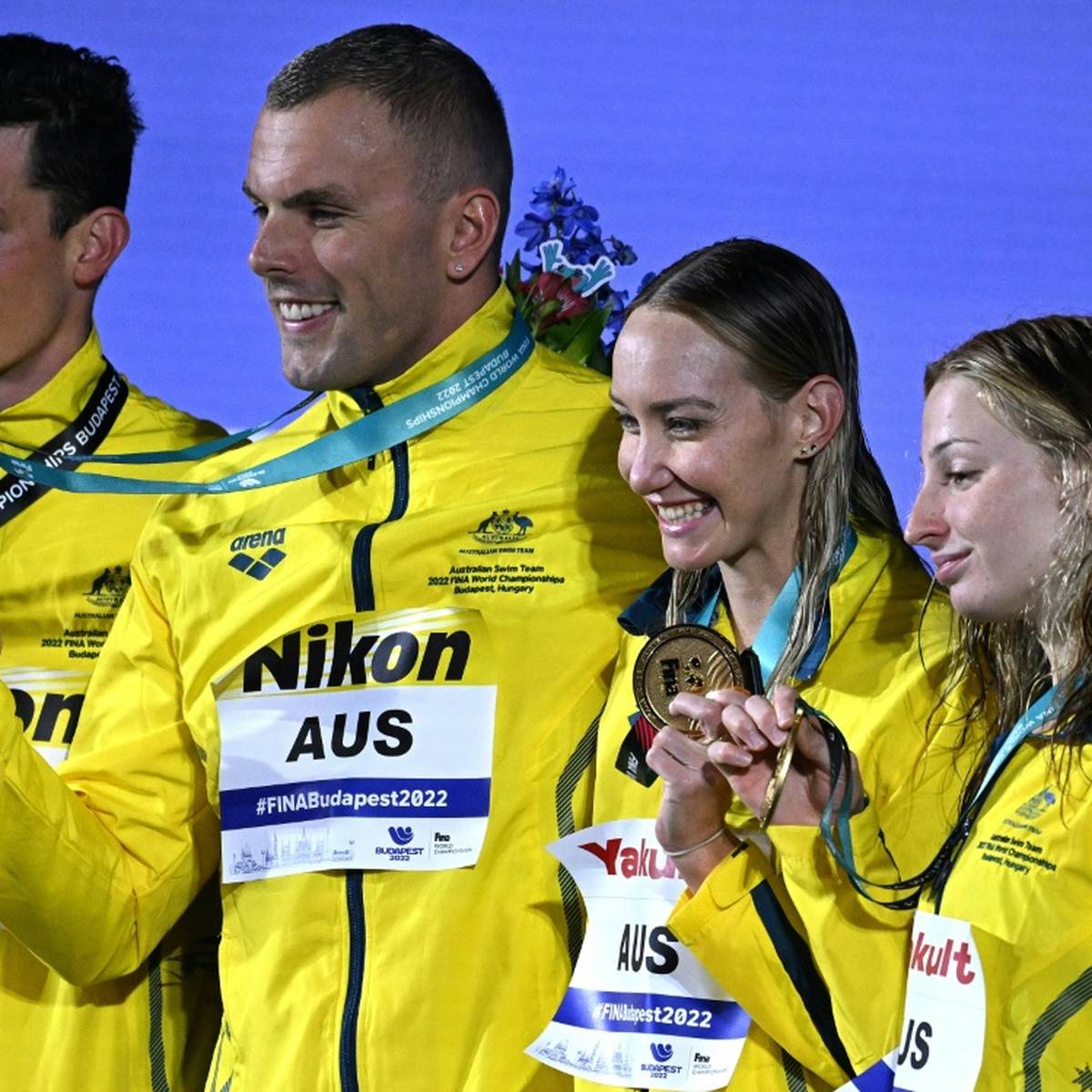 Die gemischte Freistilstaffel Australiens hat bei der Schwimm-WM in Budapest für den dritten Weltrekord gesorgt. 