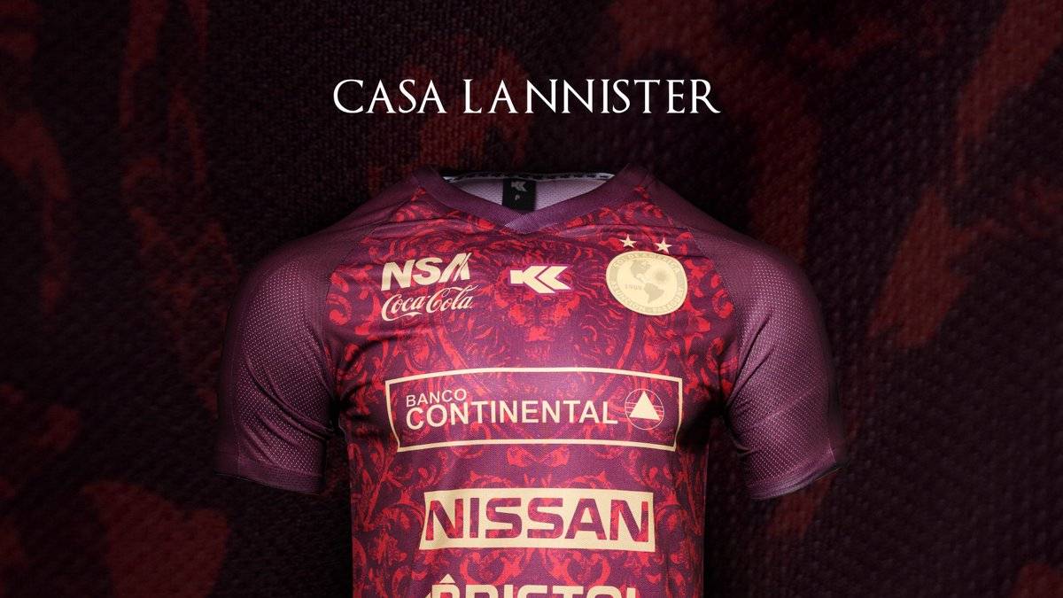 Für Sol de América, ansässig in Paraguays Hauptstadt Asunción, entwarf der Ausrüster ein vom Haus Lannister inspiriertes Trikots. Die Jerseys sollen auch im Fanshop erhältlich sein. América-Torhüter Rubén Escobar lief bereits in einem Liga-Spiel im "GoT"-Look auf