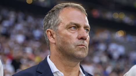 Was wird aus Hansi Flick? Kaum ein Bundestrainer stand jemals so negativ im Fokus vor einem großen Turnier wie er. Wird er das Team wirklich bis zur Heim-EM leiten dürfen? 