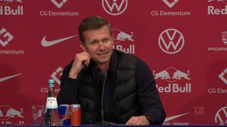 Christopher Nkunku überzeugt in den vergangenen Wochen mit starken Leistungen für RB Leipzig. Jesse Marsch lobt den jungen Franzosen und macht sich um einen möglichen Abgang keine Sorgen.