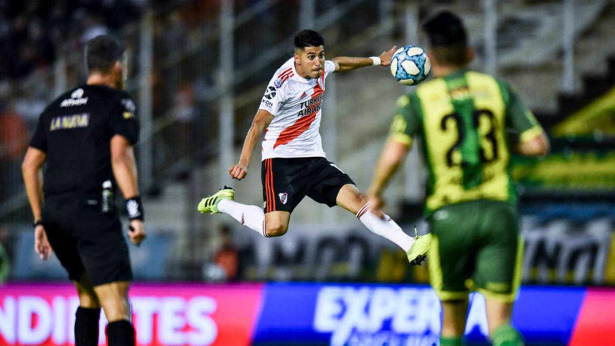  EXEQUIEL PALACIOS (BAYER LEVERKUSEN): Die Qualitäten des Argentiniers werden bei Bayer Leverkusen noch eine Weile unter Verschluss gehalten - zwangsweise. Der 21-Jährige muss in den ersten drei Rückrundenspielen eine Rotsperre absitzen, die er von River Plate Buenos Aires mit ins Rheinland brachte