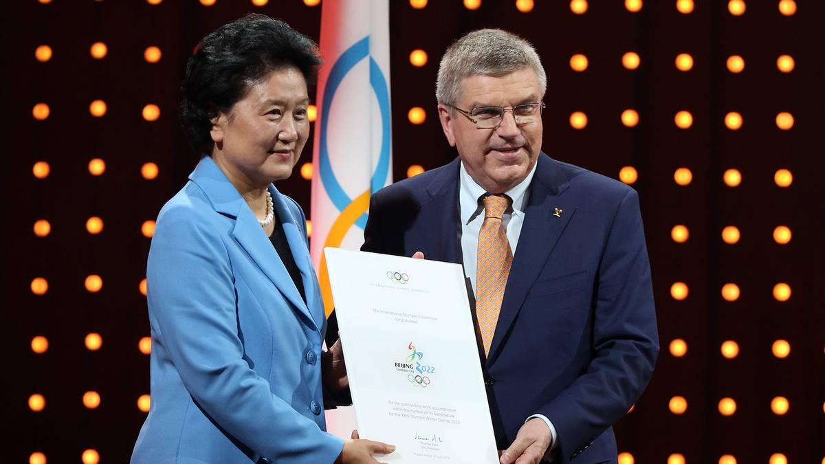 IOC-Präsident Thomas Bach und Chinas zweite Vizepräsidentin Liu Yandong