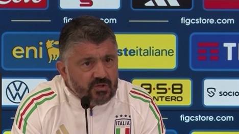Italiens Coach Gennaro Gattuso reagierte gereizt auf die Frage zu den möglichen WM-Playoffs – und betonte, dass schon der Gedanke daran seinem Verbandspräsidenten gar nicht gefallen würde.