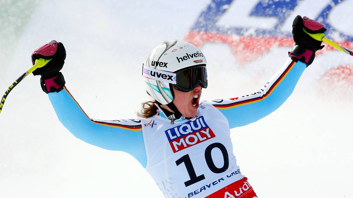 Im Ziel leuchtet die Bestzeit auf - Rebensburg ist begeistert