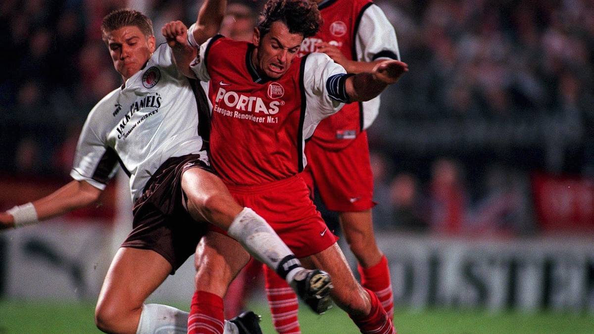 KICKERS OFFENBACH (hier Lars Schmidt, r.): 7 Jahre - zuletzt 1983/84