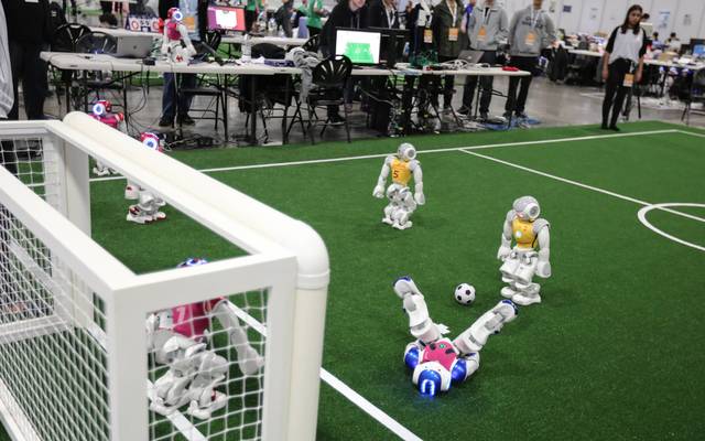 Robocup Weltmeisterschaft Uni Bonn Gewinnt Wm Der Fussball Roboter