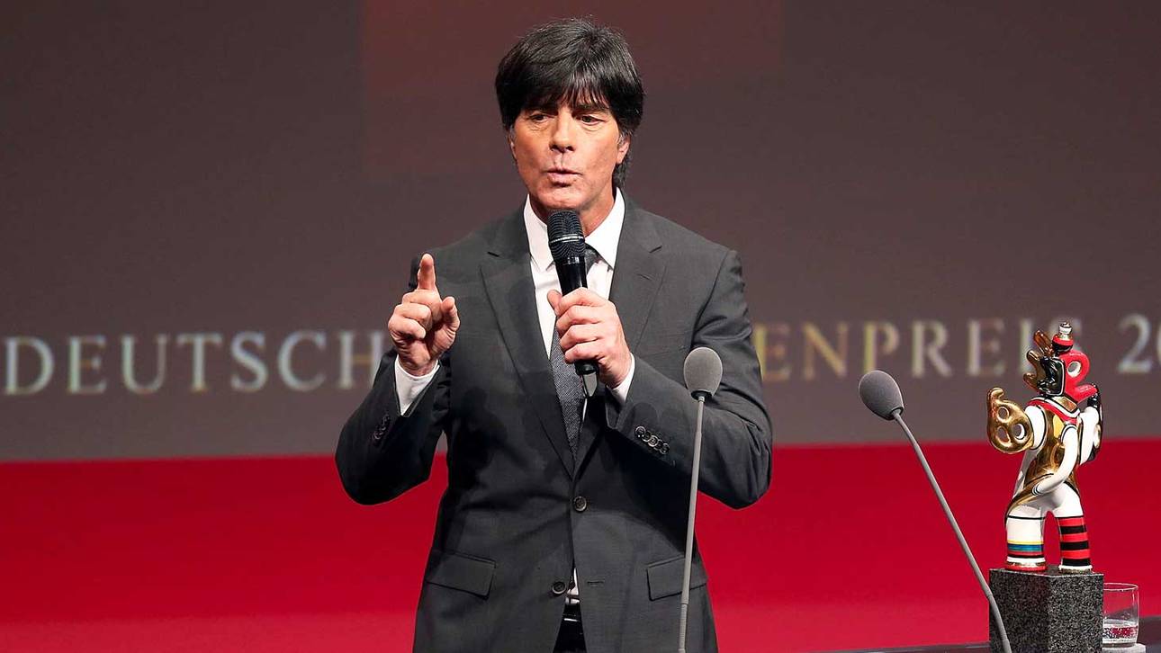 „Fußball spielende Außenminister“