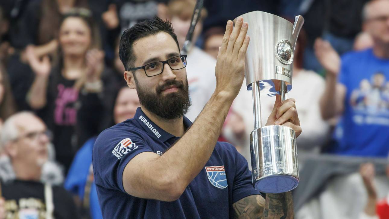 Hamburg holt Pokalhelden zurück