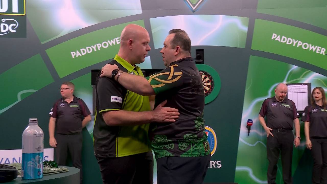 Darts-WM: Pflichtaufgabe erfüllt! Michael van Gerwen überwindet Dolan-Hürde