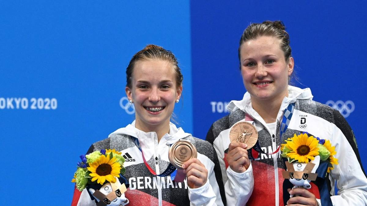 Duo Tina Punzel/Lena Hentschel (l.) gewinnt Bronze