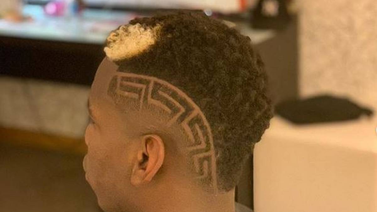 Vielleicht kann Pogba Ronaldo und Messi ja bei der nächsten Weltfußballer-Gala die Nummer seines Barbers zustecken...