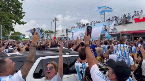 Schon vor dem Finale der Copa America sind die Fans des Weltmeisters in Partylaune und kapern die Innenstadt von Miami sowie den Strand. 