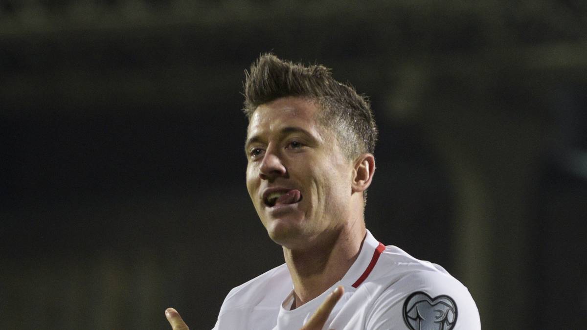 In dem Spiel trifft Lewandowski dreimal. Mit dem ersten stellt er den 37 Jahre alten polnischen Rekord von Wlodzimierz Lubanski ein und mit dem zweiten ist er nun alleiniger polnischer Rekordtorschütze