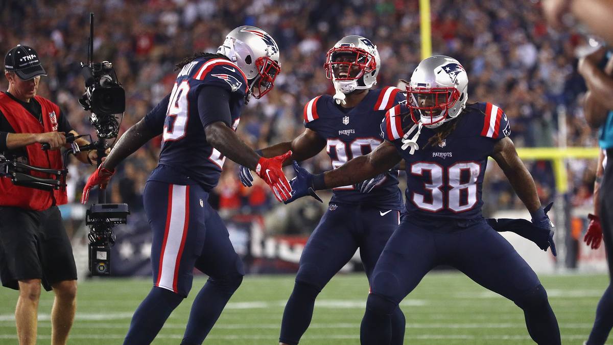Die New England Patriots haben ihren Auftritt im Color-Rush-Outfit ebenfalls bereits hinter sich. Am 22. September ließen sie den Houston Texans beim 27:0-Sieg keine Chance