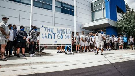 Die Detroit Lions haben ein Zeichen gegen rassistische Polizeigewalt gesetzt