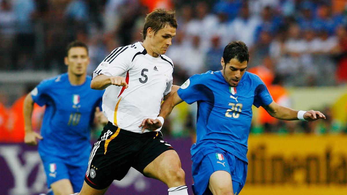 SIMONE PERROTTA: 47 Spiele, 2 Tore, Weltmeister 2006