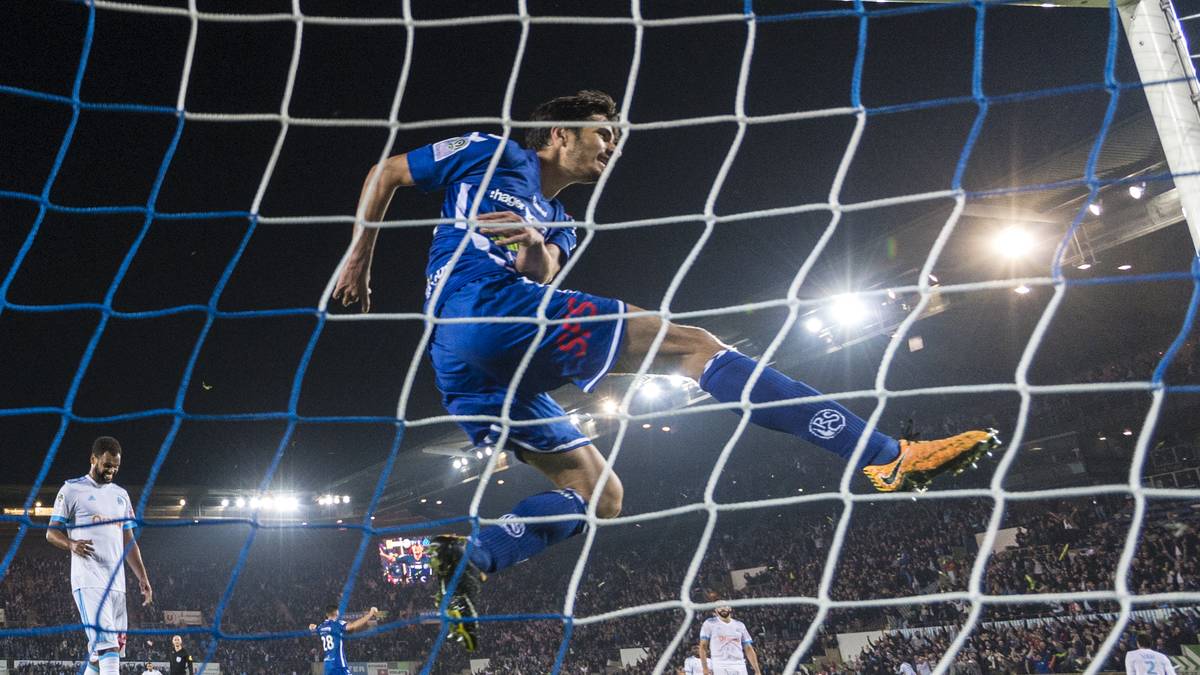 MARTIN TERRIER (FRA, 20 - Racing Straßburg): Der flexibel einsetzbare Offensivspieler ist in dieser Saison von Lille nach Straßburg ausgeliehen. Mit Racing gelang ihm Anfang Dezember sensationell ein Sieg gegen das Starensemble von Paris Saint-Germain