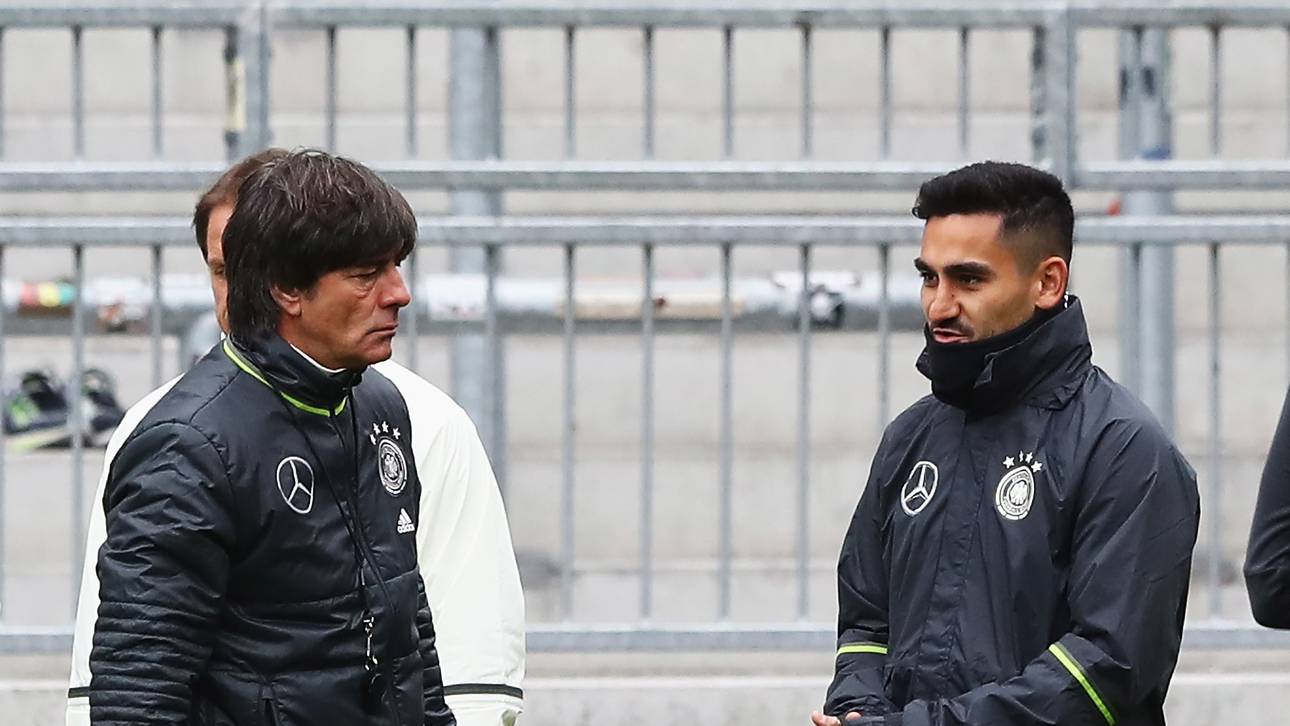 Löw-Verlängerung freut Gündogan