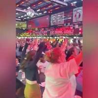 Pure Ekstase! England-Fans bejubeln Finaleinzug