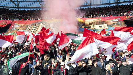 Fans beim Spiel zwischen Feyenoord und Ajax