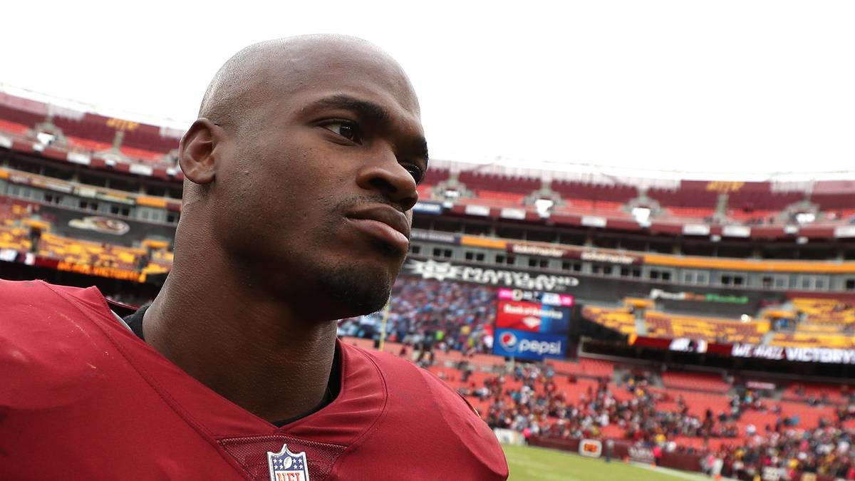 NFL-Superstar Adrian Peterson sorgt mehrfach für Aufsehen. Der schon 2014 wegen Kindesmisshandlung bestrafte Running Back gab im Interview mit dem "Bleacher Report" zu, dass sich an seiner Bestrafungspraxis nichts geändert hat