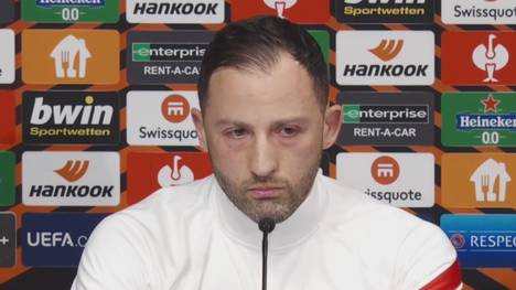 Vor dem Hinspiel in der UEFA Europa League warnte RB Leipzig Trainer Domenico Tedesco seine Mannschaft vor zu viel Gier im Spiel gegen Atalanta Bergamo.
