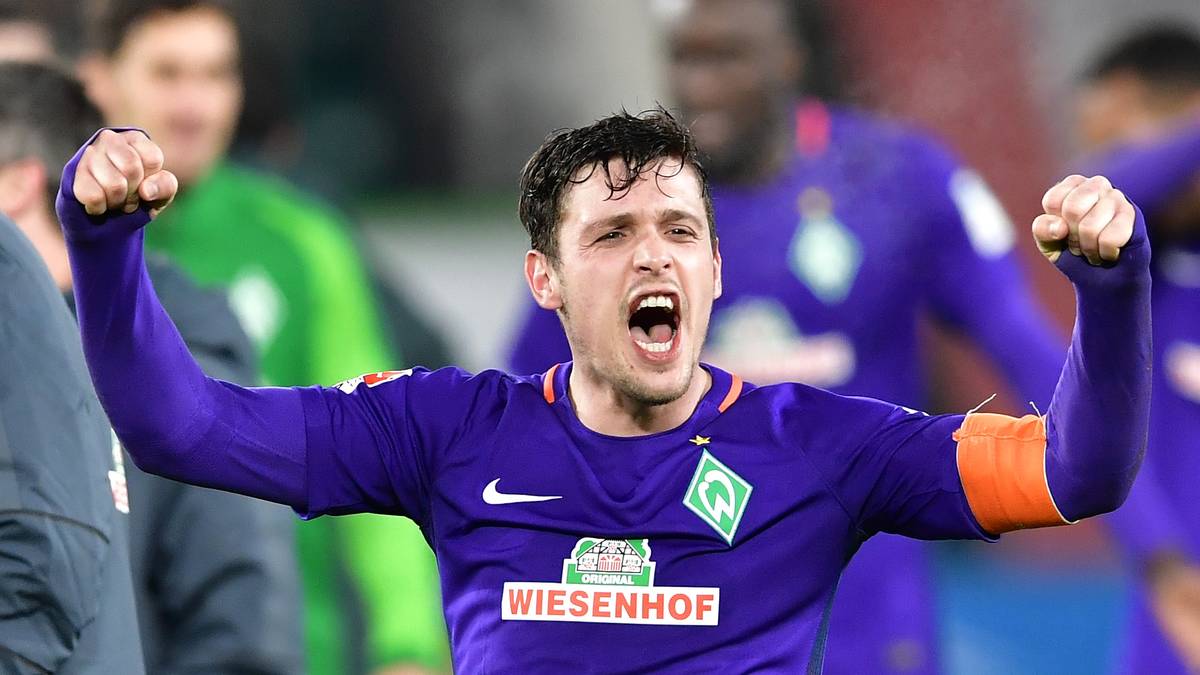 Schlussendlich feiern die Bremer einen glücklichen, aber eminent wichtigen Sieg und ziehen nach Punkten mit Wolfsburg gleich 