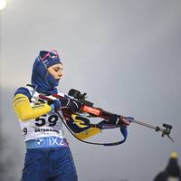 Stina Nilsson gehört zu den Athletinnen, die aus dem Skilanglauf zum Biathlon gewechselt sind. Nach einer weiteren durchwachsenen Saison kündigt die Schwedin drastische Veränderungen an.