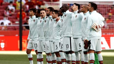 Die portugiesische Nationalmannschaft muss sich wenige Tage vor Beginn der Europameisterschaft offenbar in Quarantäne begeben. 