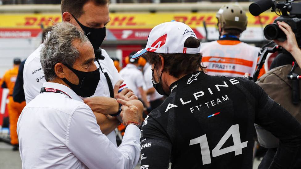 F1-Legende Alain Prost (l.) ist nicht mehr Boss von Fernando Alonso bei Alpine