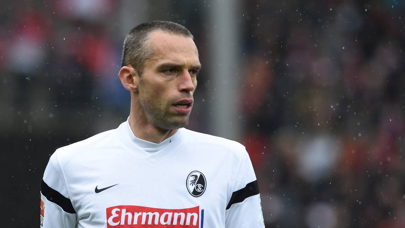 Krmas setzt seine Karriere fort