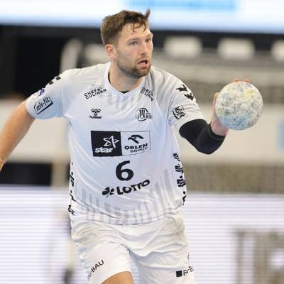 Rekordmeister THW Kiel hat in der Handball-Bundesliga das Duell der Traditionsvereine gegen Aufsteiger VfL Gummersbach mit 31:28 gewonnen.