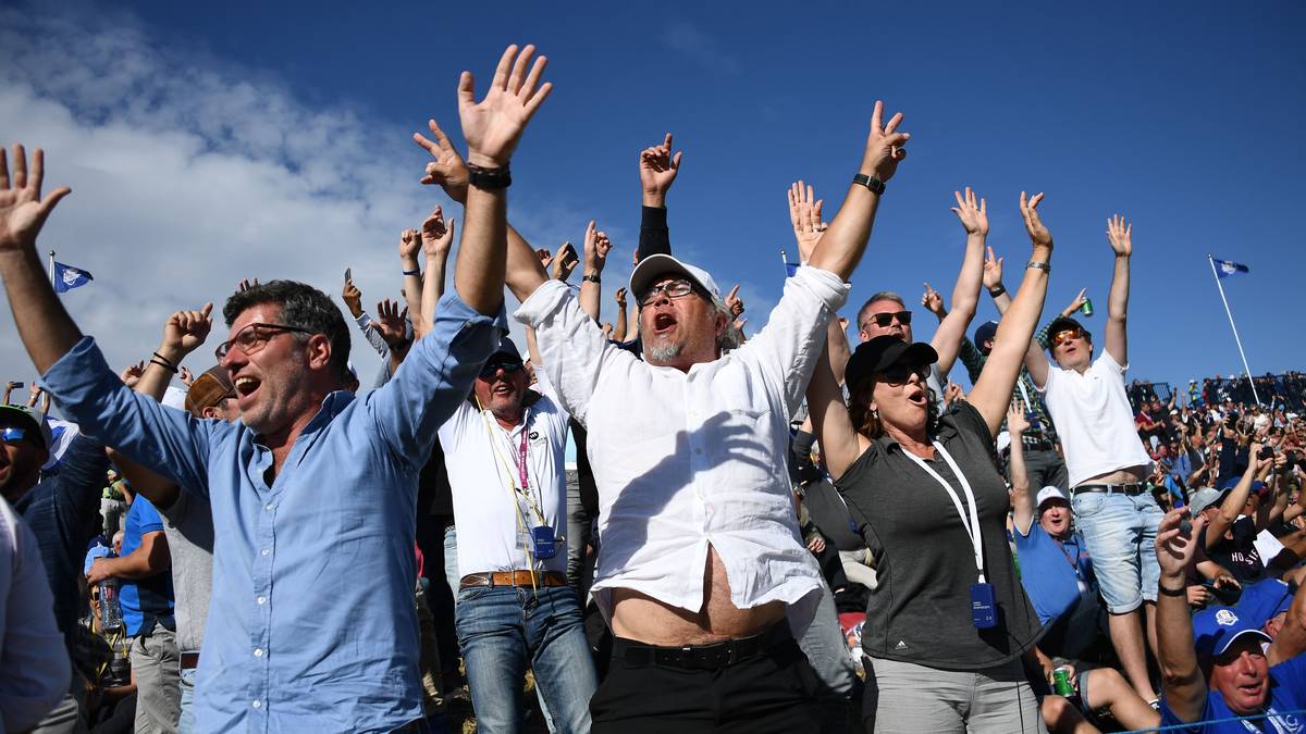 Danach ist die Freude bei den Fans grenzenlos. Die europäischen Anhänger flippen komplett aus