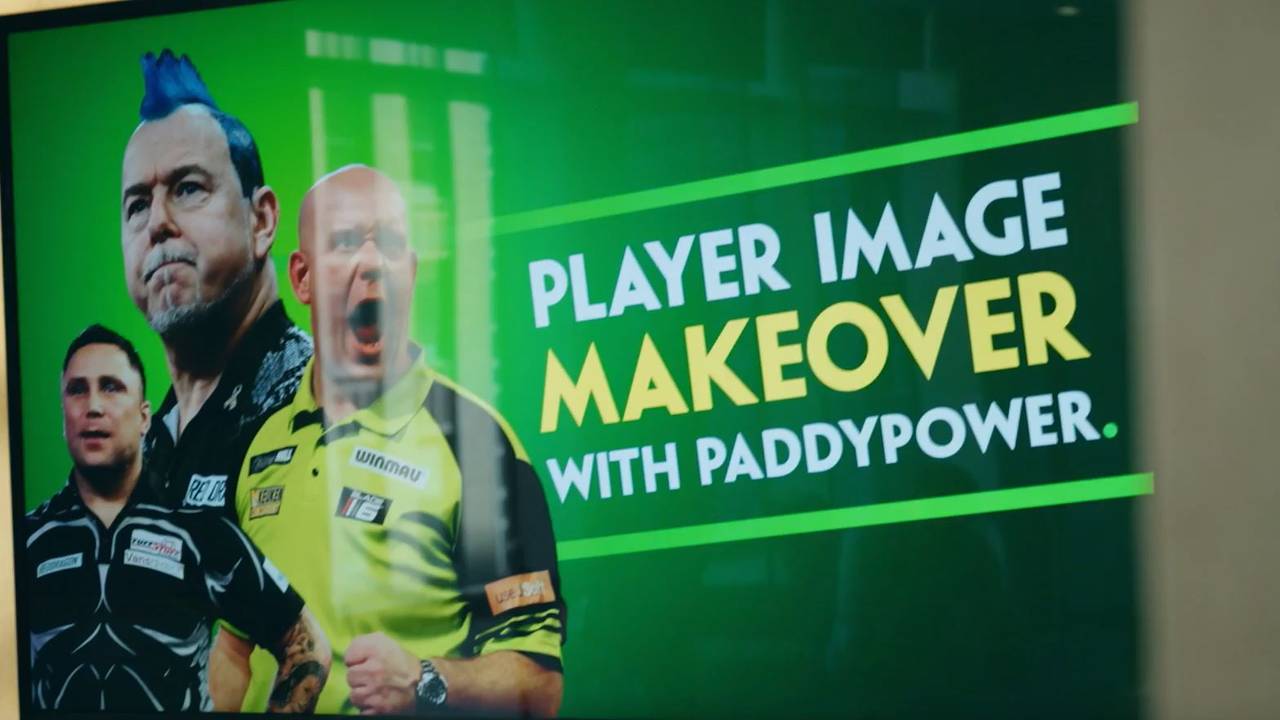 Darts-Legende siegt mit fast 70