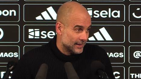 Manchester City holte sich einen knappen 2:0-Arbeitssieg bei Newcastle United. Nach der Partie war trotzdem für Coach Pep Guardiola kein Halten mehr, der sich bitterst über den VAR beschwerte.