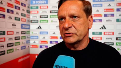 Marie-Louise Eta startet mit einer Niederlage in ihr Cheftrainer-Debüt beim 1. FC Union Berlin. Horst Heldt äußert sich nach der Partie zu den Trainerqualitäten von Eta. 