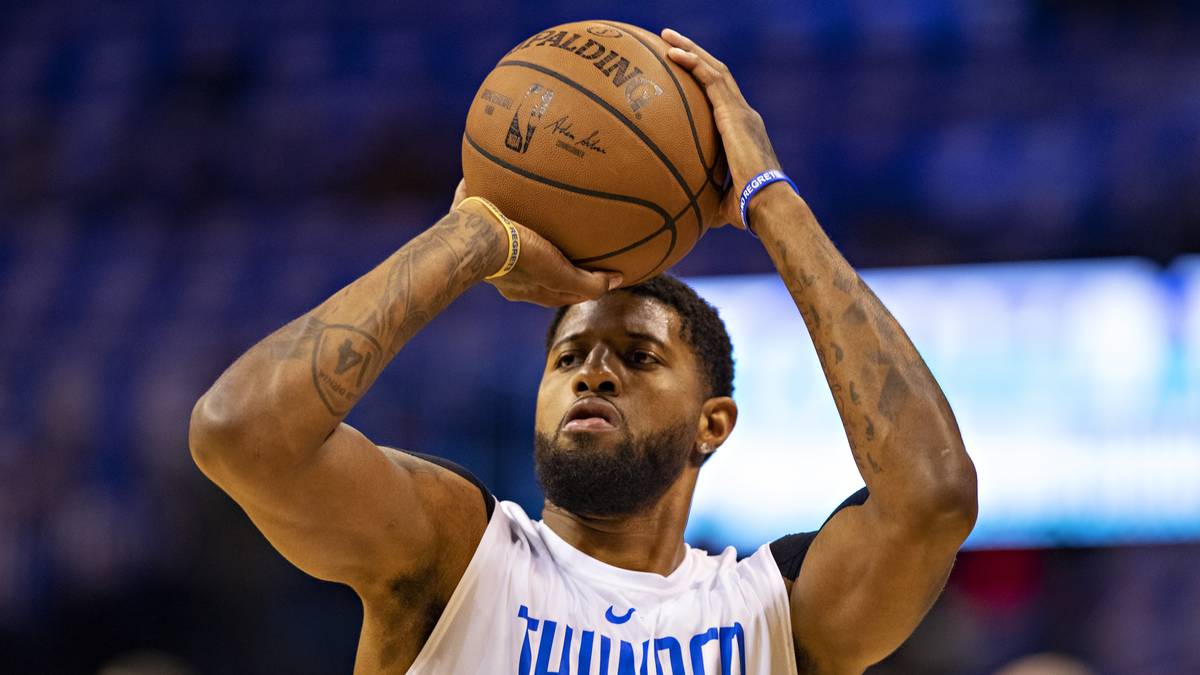 MVP - PAUL GEORGE: Die erste Saisonhälfte spielte George sich in einen Rausch und schien bereits der sichere Anwärter auf den begehrtesten Indivdual-Award zu sein. Doch eine Schulterverletzung bremste ihn vor allem im Endspurt der regulären Saison massiv ein - daher wird er wohl nur Dritter werden