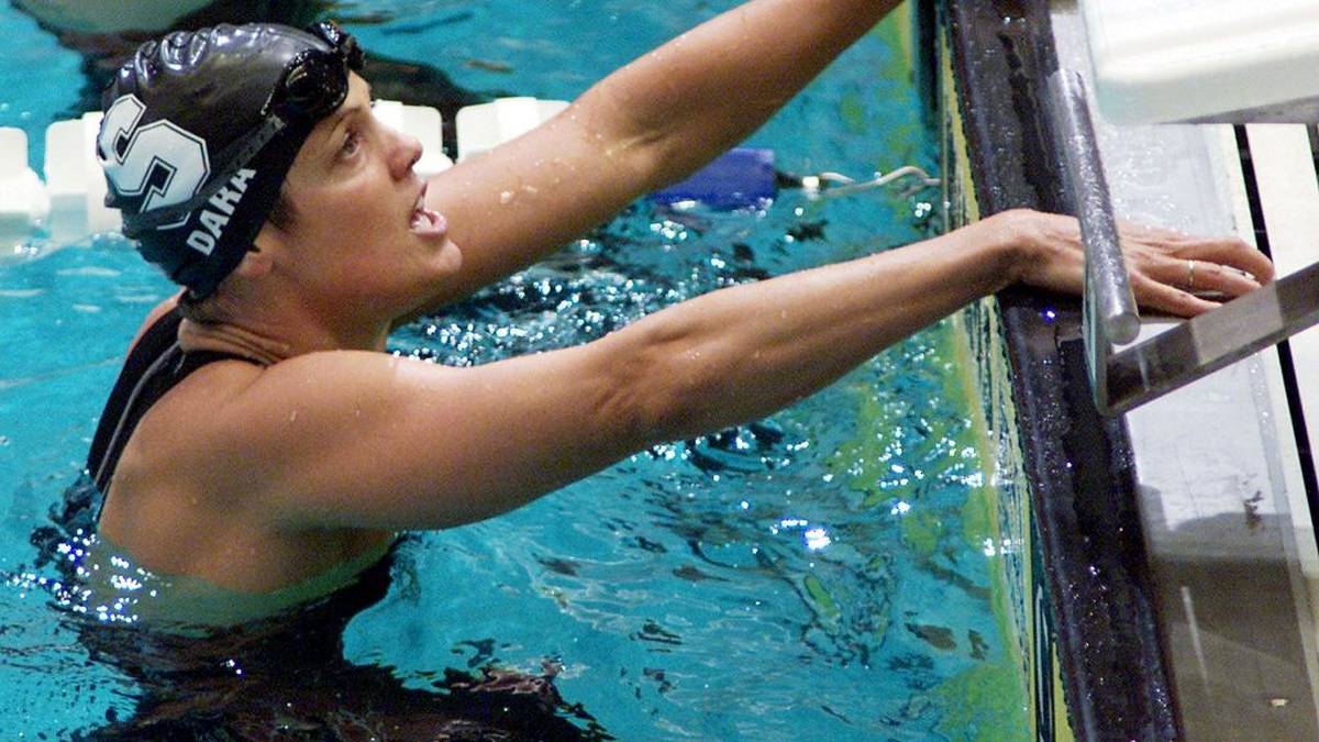 DARA TORRES (52/USA) - SCHWIMMEN - Die US-Medien feierten Torres als "Super Mom", als sie bei Olympia 2008 in Peking im Alter von 41 Jahren und nach der Geburt ihrer Tochter zu drei Silbermedaillen kraulte